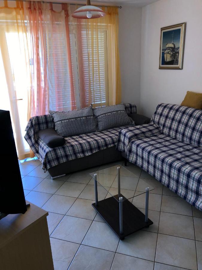 Vito & Rocco Apartment Malinska Extérieur photo
